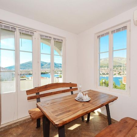 Apartment Poseidon Trogir Værelse billede