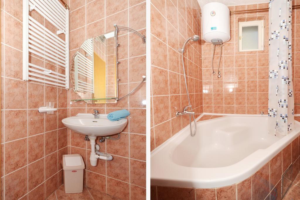 Apartment Poseidon Trogir Eksteriør billede