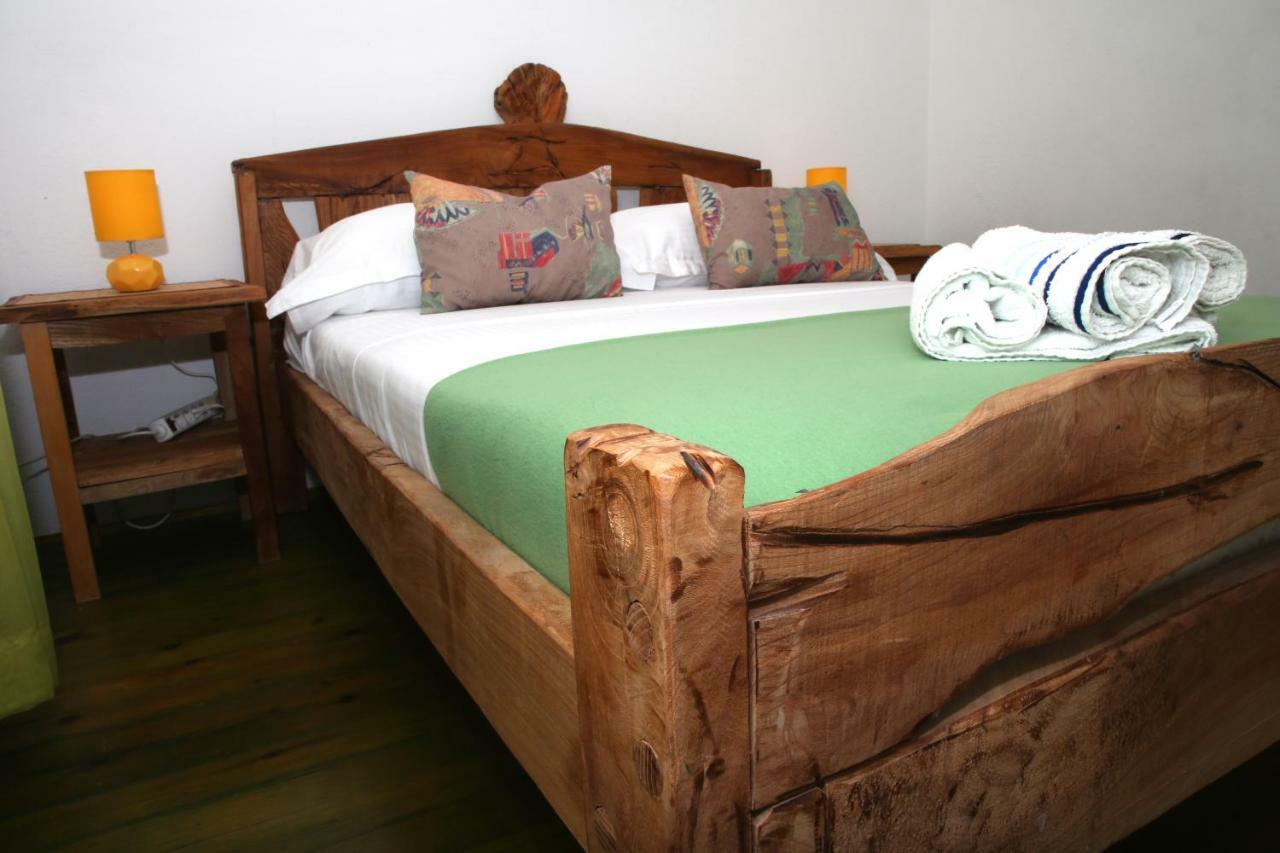 Apartment Poseidon Trogir Eksteriør billede
